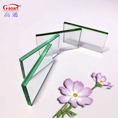 Structure solide Hôtel personnalisé Boucle de verre réfléchissant trempé