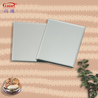 Miroir de chambre à coucher adhésif de grande longueur sans cadre ondulé pour le salon