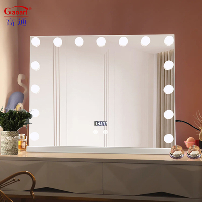 Décoration personnalisée de la maison Style de conception de la mode Le maquillage à LED chrome Vanité avec miroir à ampoule