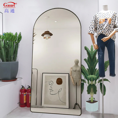 Améliorez votre dressing avec notre miroir de dressing haute performance