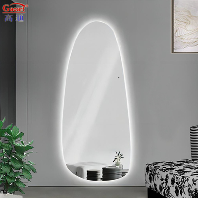 Grand miroir en verre éclairé pour le maquillage personnalisé et la décoration de la chambre à coucher dans Best Wall
