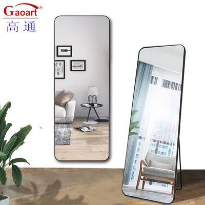Salle d'art artisanal de verre miroir plancher de danse pour le corps entier debout dans la conception de la maison authentique