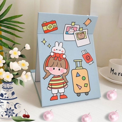 Maquillage en forme de cœur en mini-poche ronde