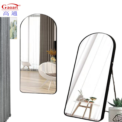 Taille personnalisée Miroir de mode moderne et élégant pour la vanité d'hôtel et la décoration de chambre