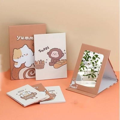 Miroir cosmétique compact pour les occasions quotidiennes