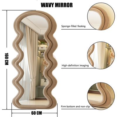 Miroir de coiffeur professionnel pour les besoins de salle de bain et de vestiaire de haute mode