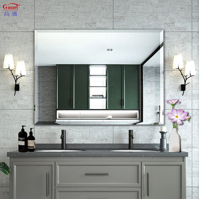 Transformez votre salle de bain avec notre miroir sans cadre moderne et élégant