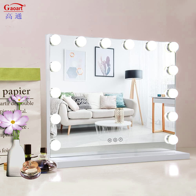 Éclairez votre vanité avec le miroir de Hollywood
