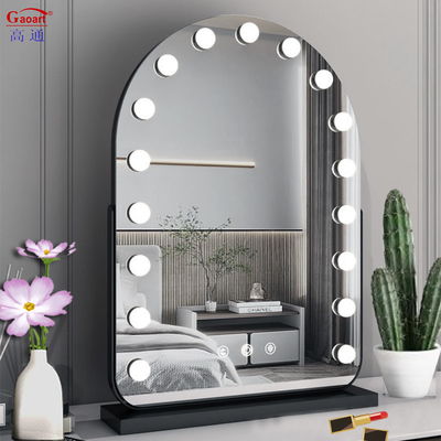 Obtenez l' éclairage parfait pour votre routine de beauté avec Hollywood Mirror
