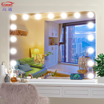 Illuminez votre beauté avec le miroir d'Hollywood