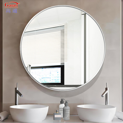 Un miroir à cadre fonctionnel, pratique et élégant