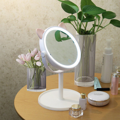 Obtenez l' éclairage parfait pour votre maquillage avec notre miroir de maquillage avancé