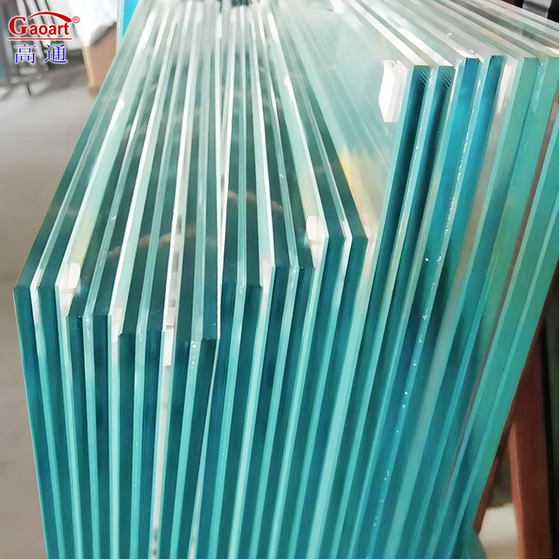 Verre lisse 4 6 mm Porte coulissante tempérée Transparent Draguerail échantillons de verre avec trou