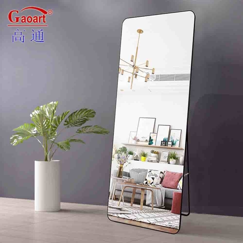 Miroir de longueur de plancher pour tous les jours dans la décoration intérieure grandeur complète salle de bain de luxe studio de danse